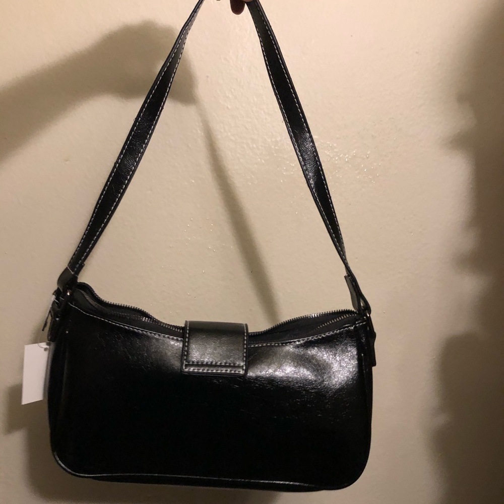 Black Handbag| Vintage Style - Picture 5 of 10